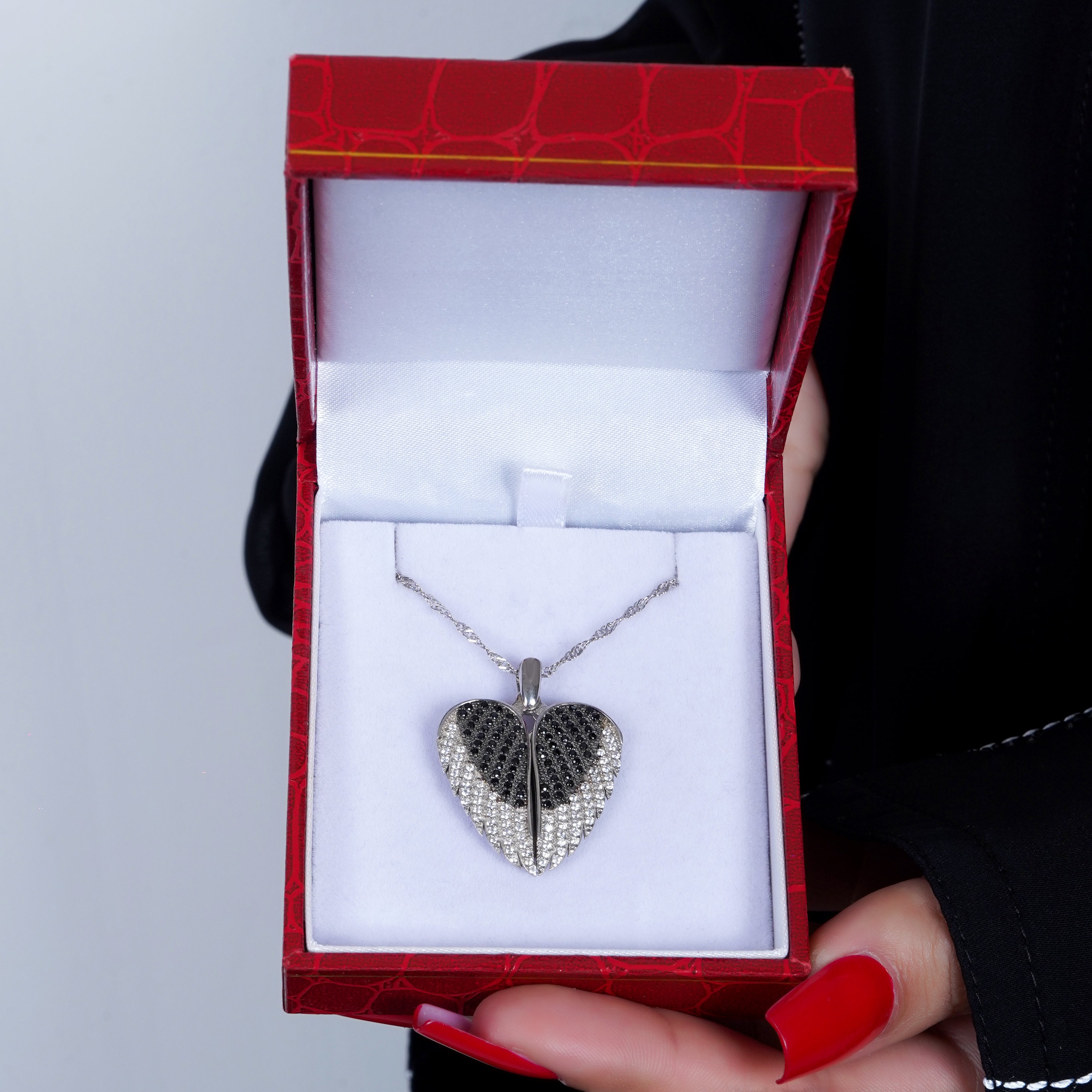 925 Silver Personalized Custom Big Angel Wings Name Necklace - Leona Jewelry