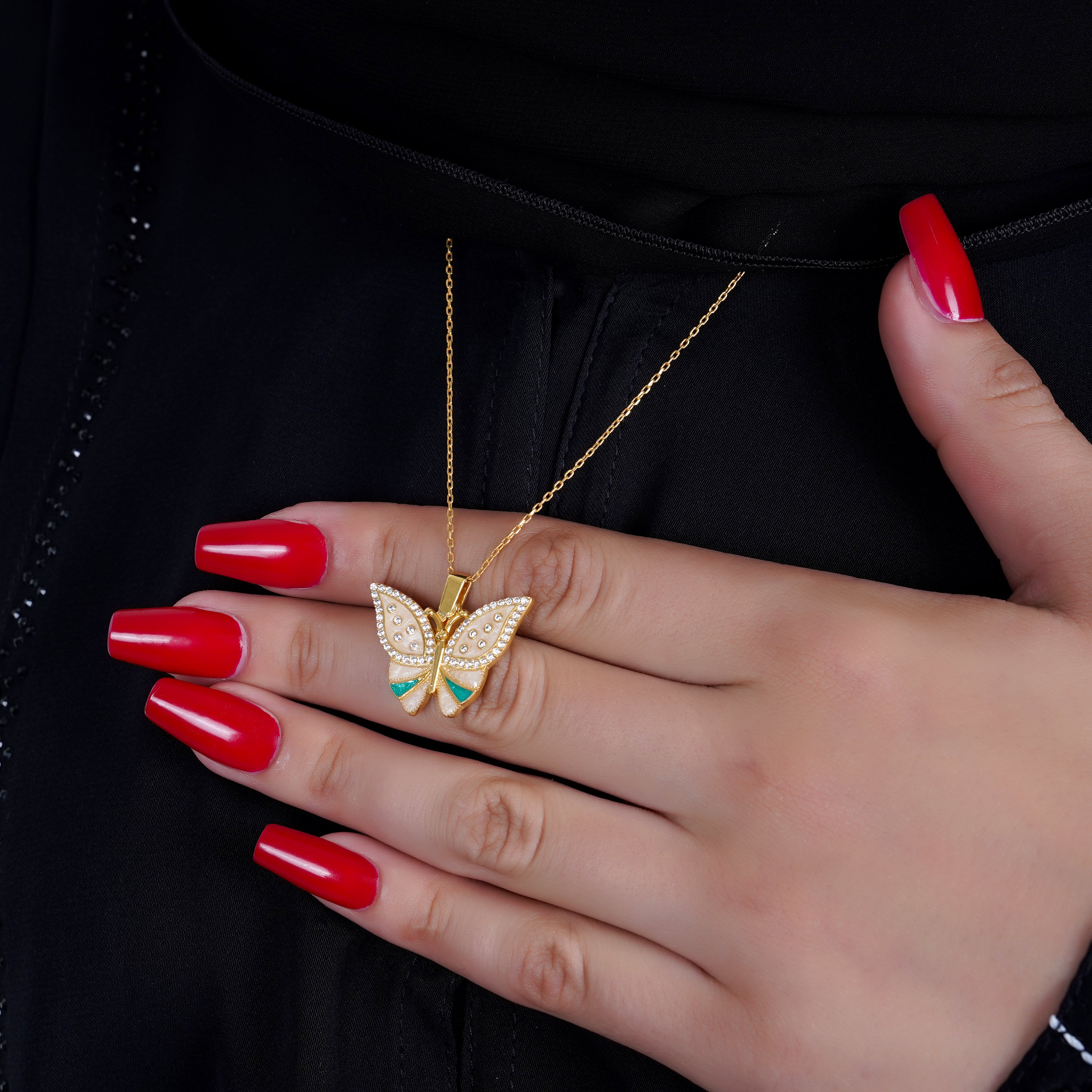 925 Silver Personalized Custom Pearl Butterfly Name Necklace - Leona Jewelry