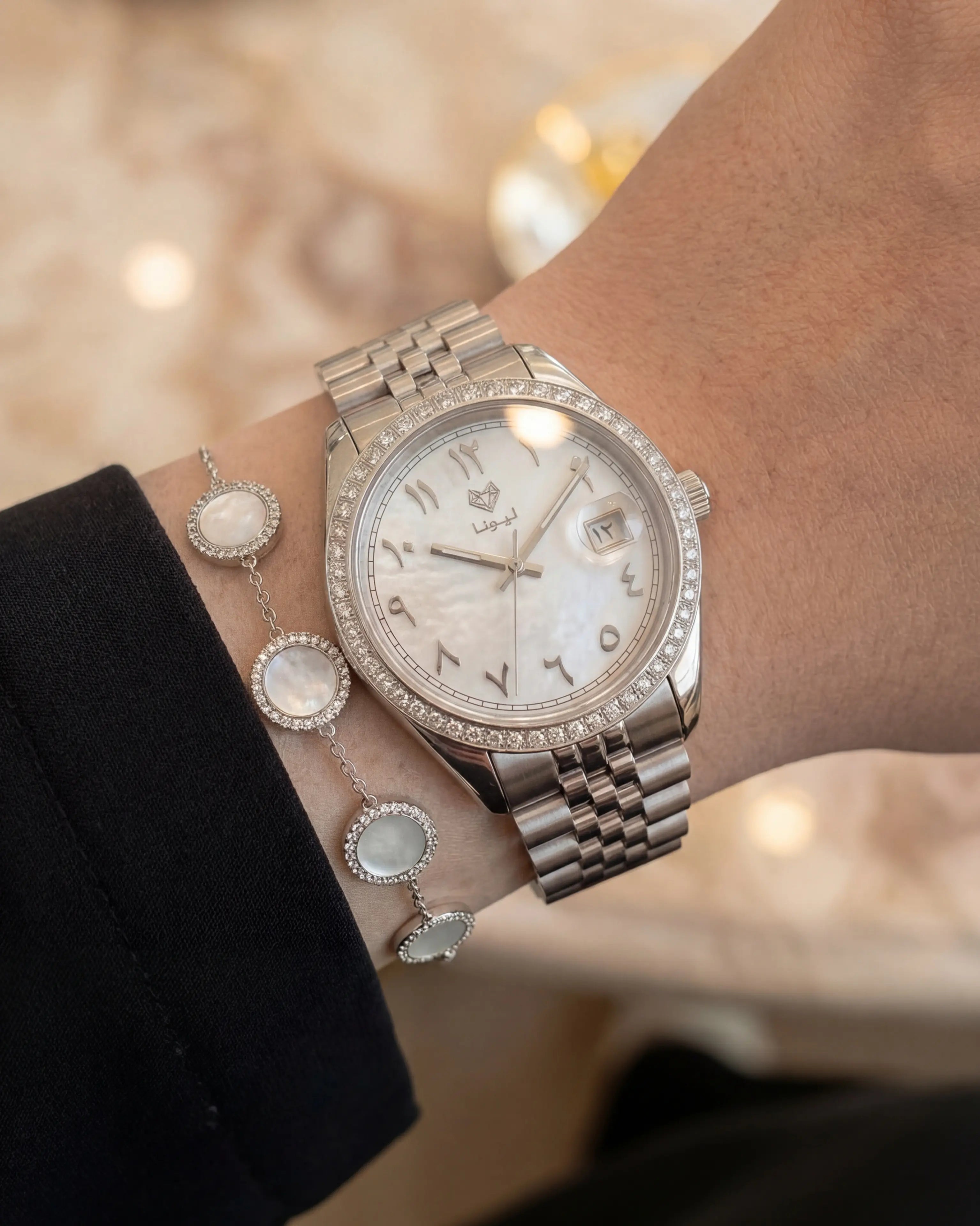 Perla White + Genuine Leather Strap