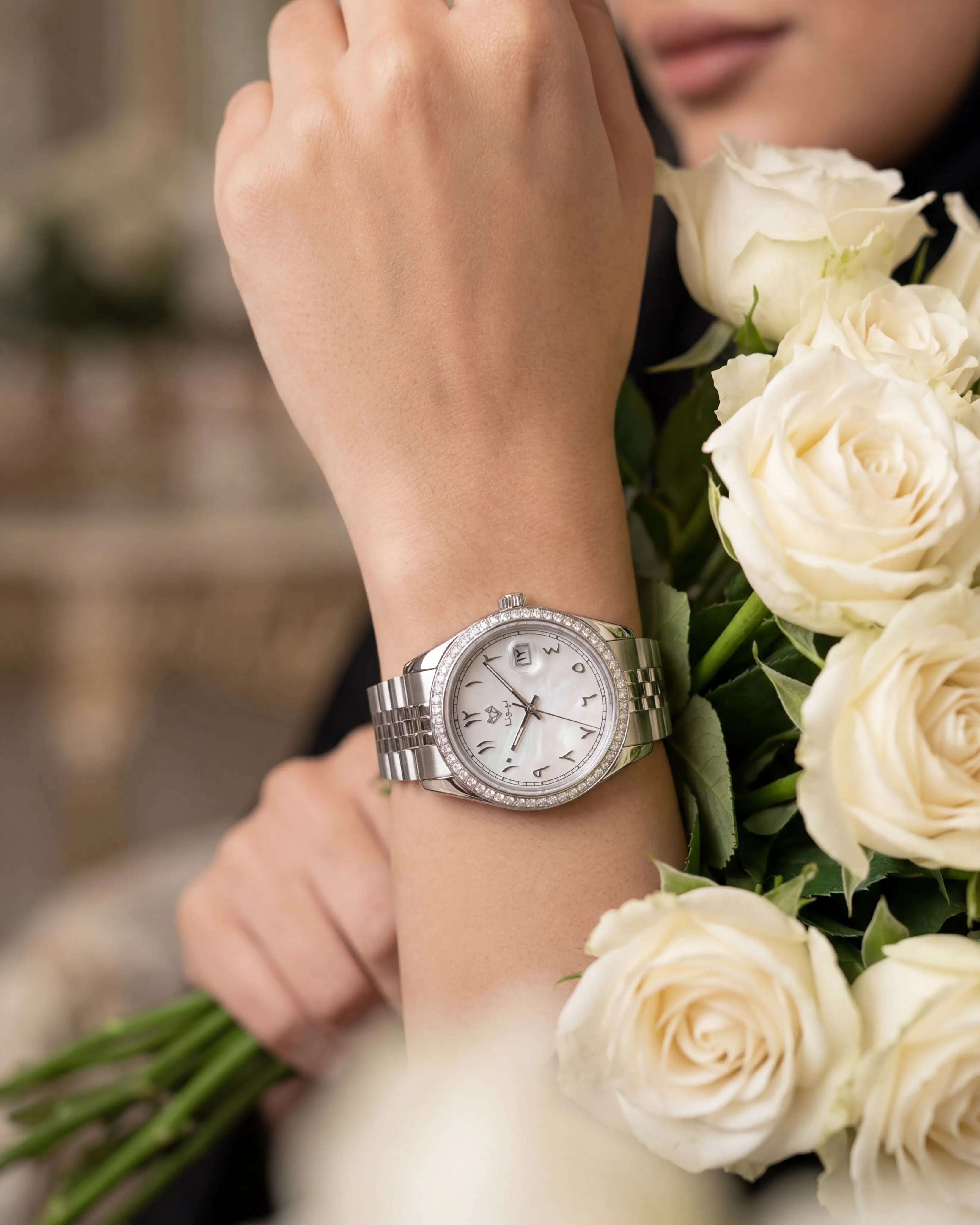 Perla White + Genuine Leather Strap