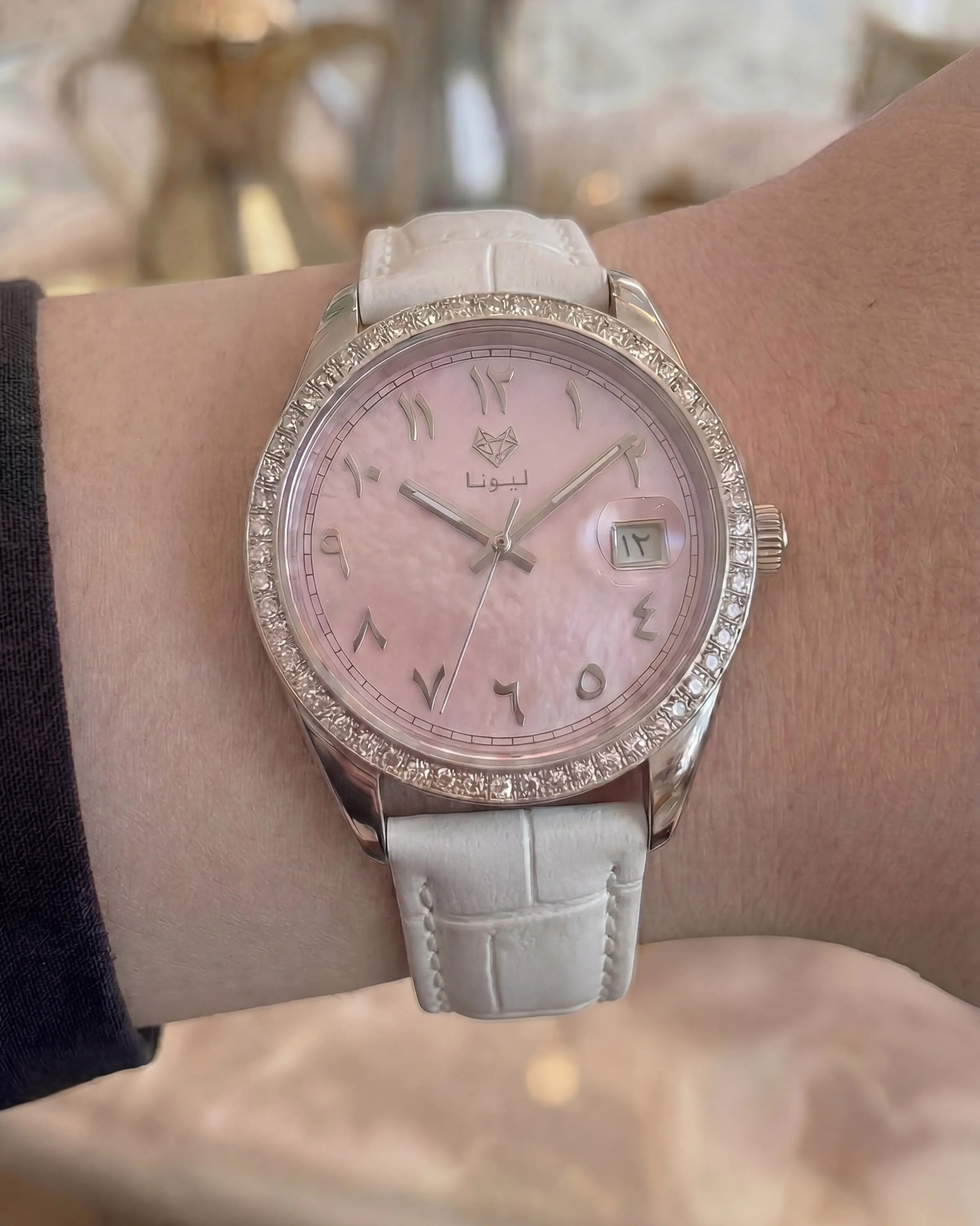 Perla Pink + Genuine Leather Strap