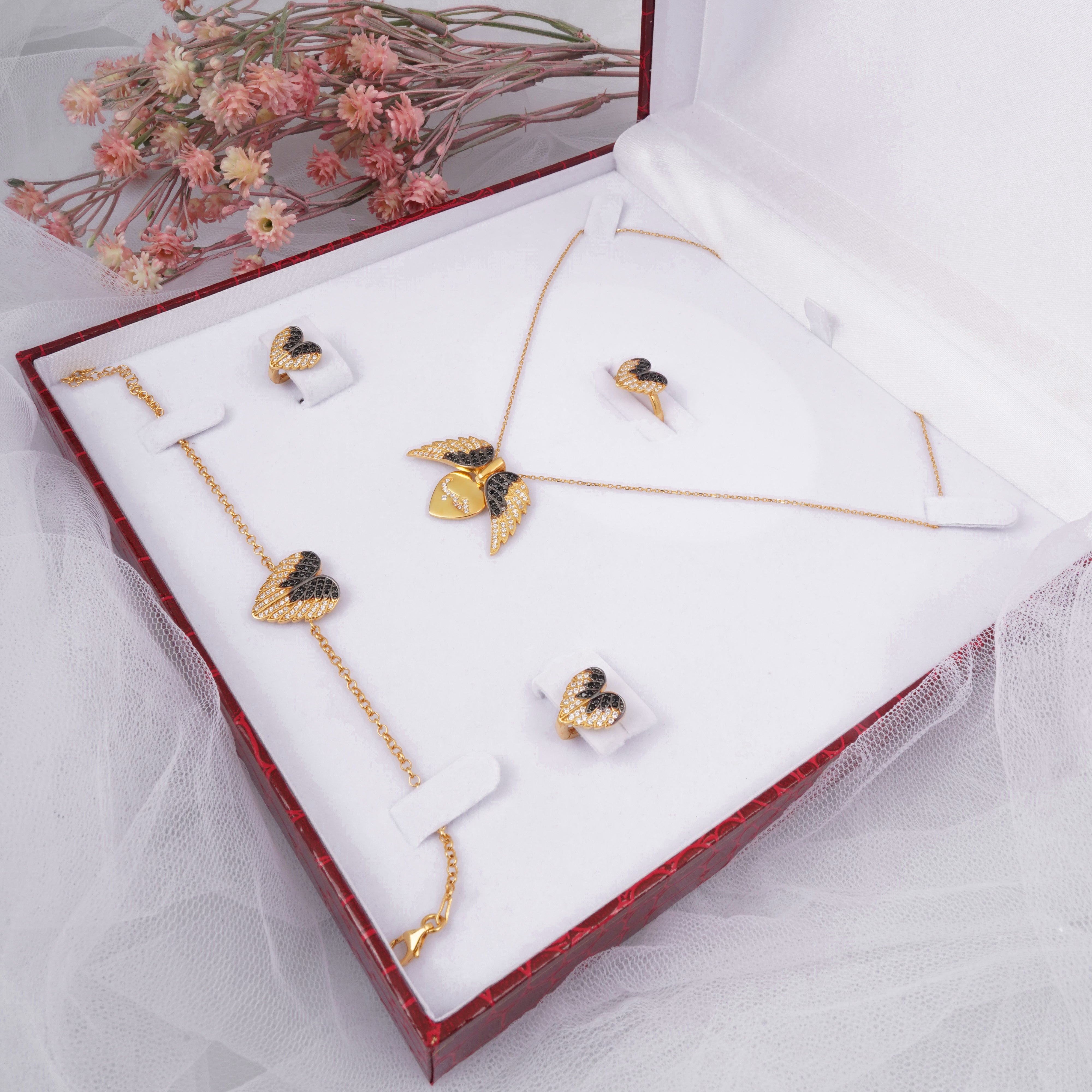 925 Silver Angel Wings of Love Necklace - Leona Jewelry