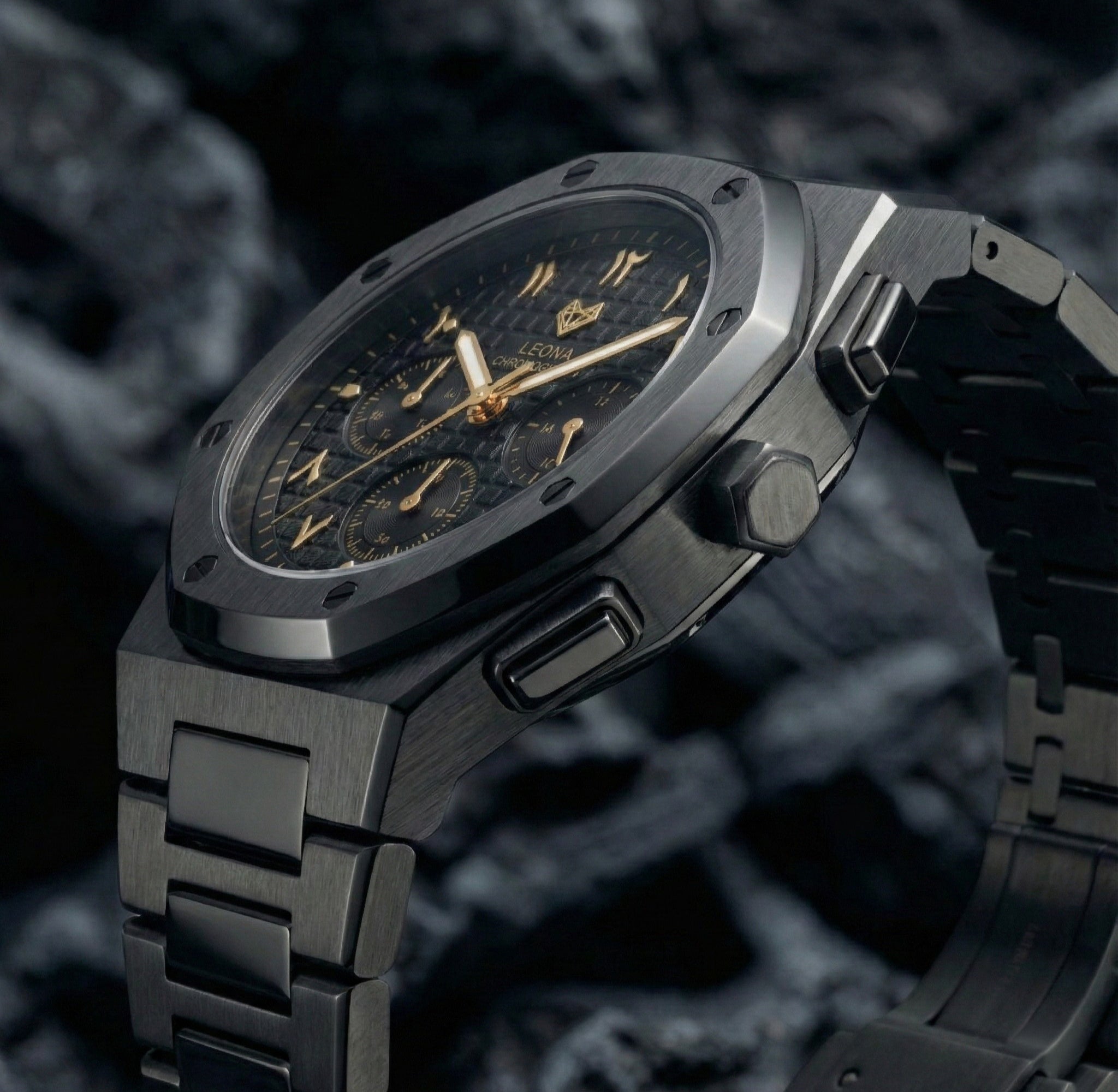 رويال كرونوجراف بلاك إيديشين ذهبي – المجموعة الحصرية