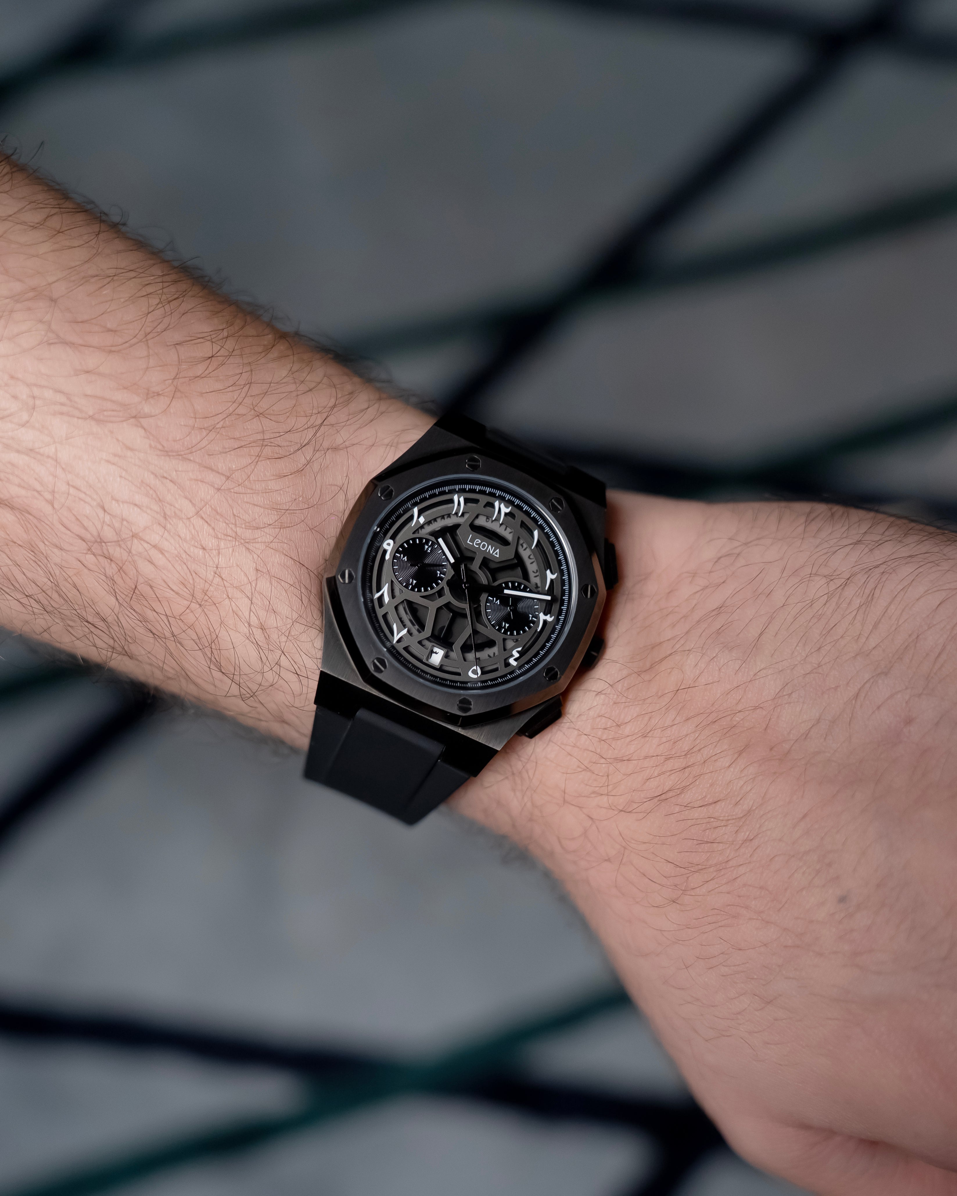 رويال سكيليتون أسود – المجموعة الحصرية