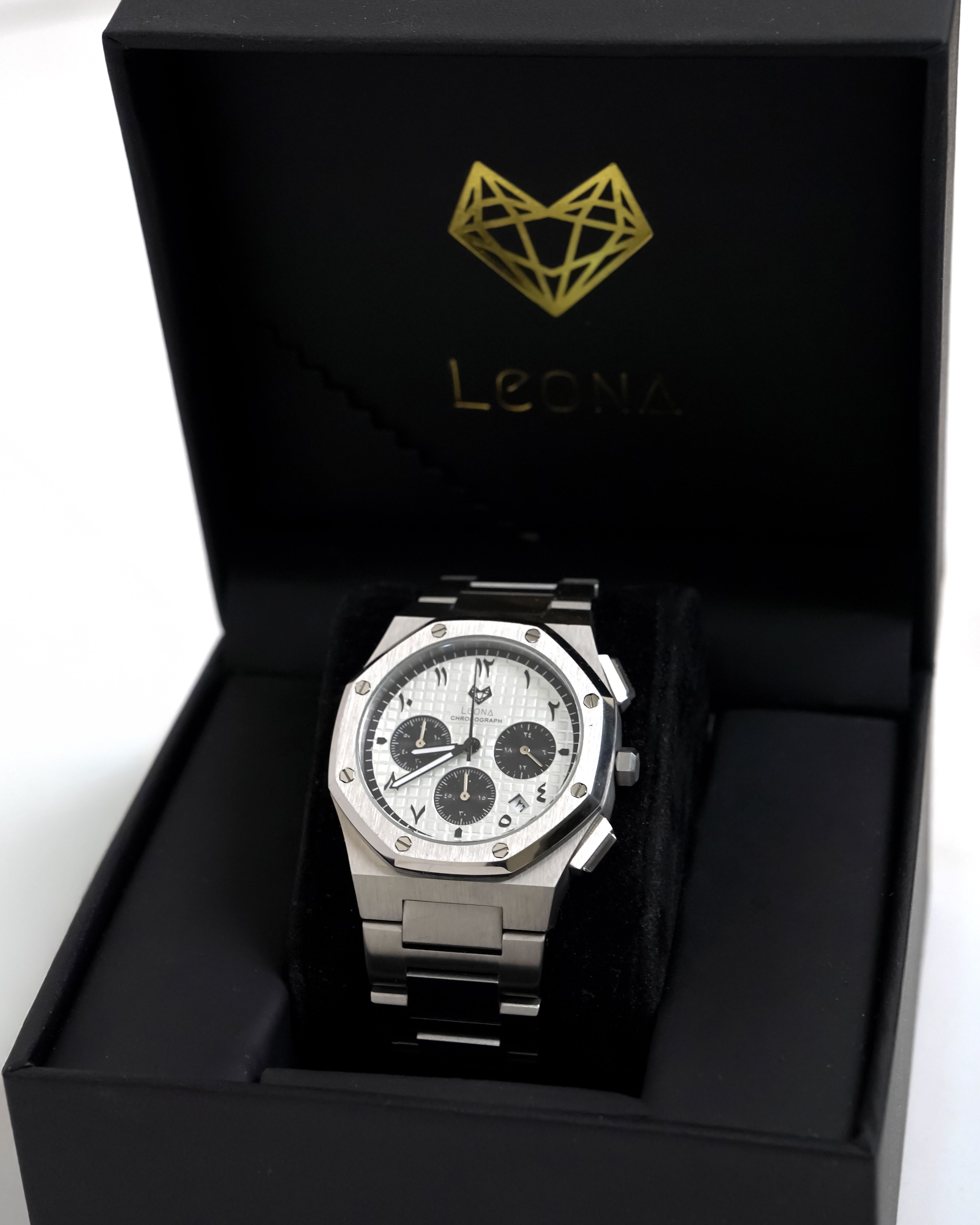Royal Chronograph Men's Watch White (Panda) – 40mm Arabic Dial, Full Steel, Japanese Quartz ,Waterproof - Leona Jewelry