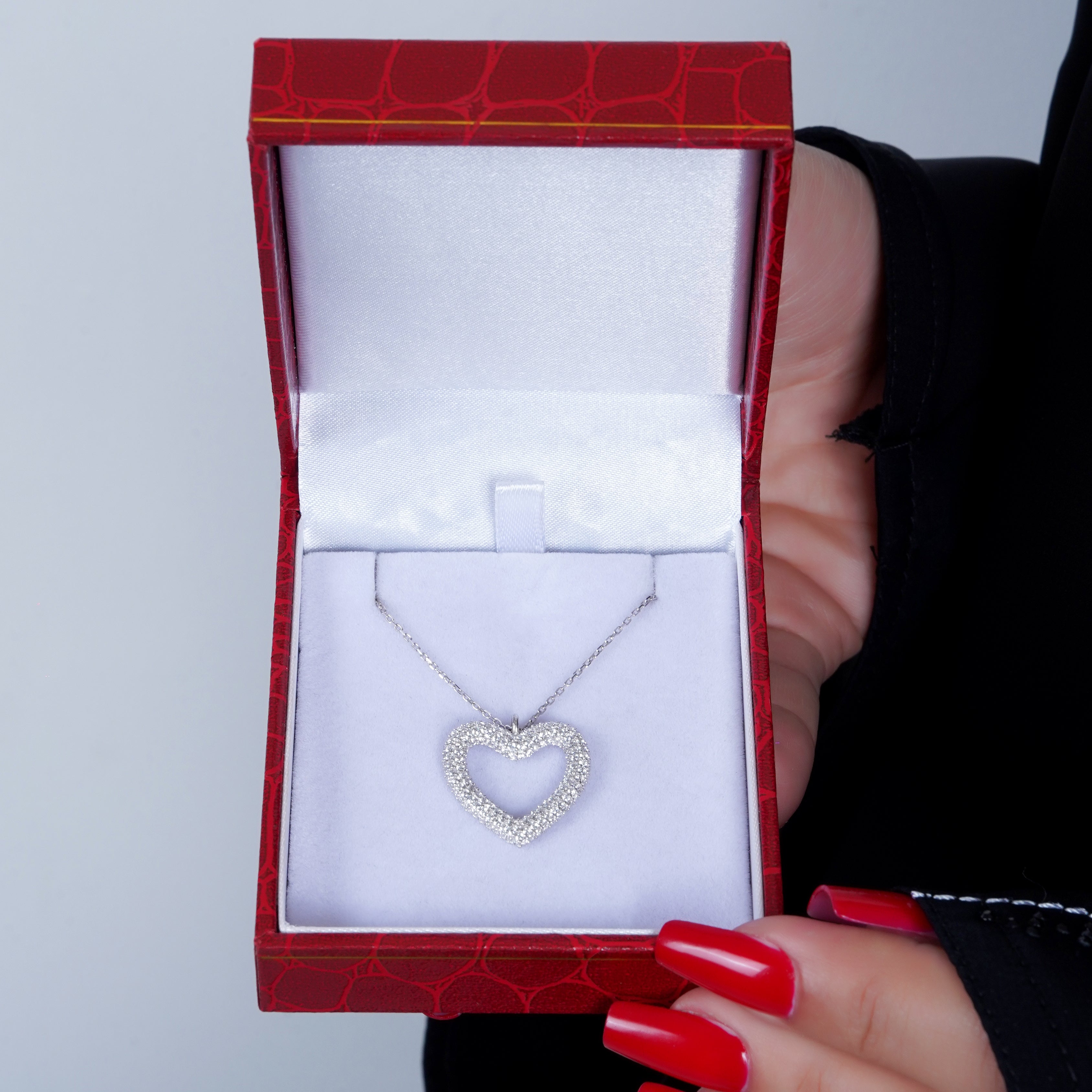 925 Silver Hollow Heart Necklace - Leona Jewelry