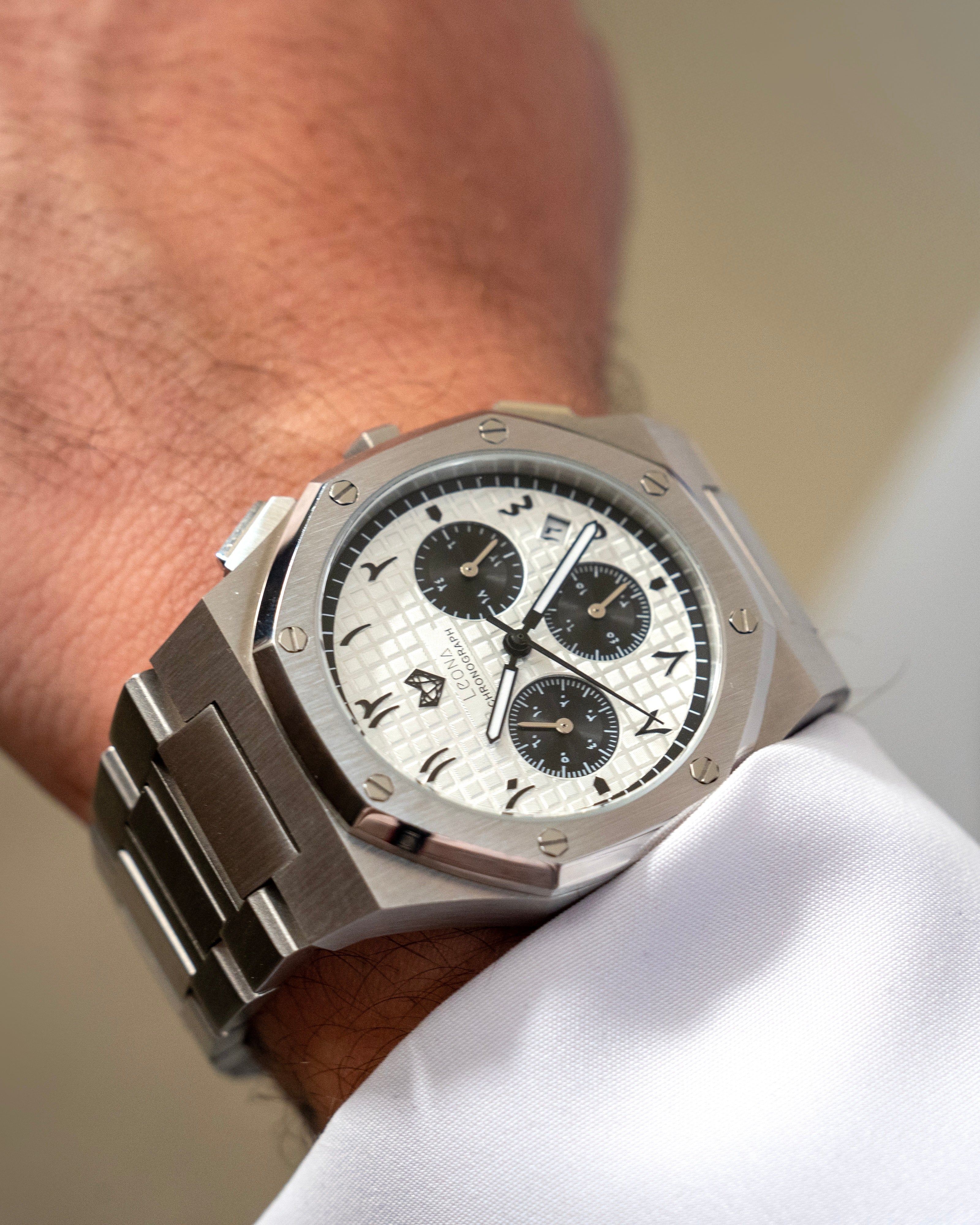 Royal Chronograph Men's Watch White (Panda) – 40mm Arabic Dial, Full Steel, Japanese Quartz ,Waterproof - Leona Jewelry