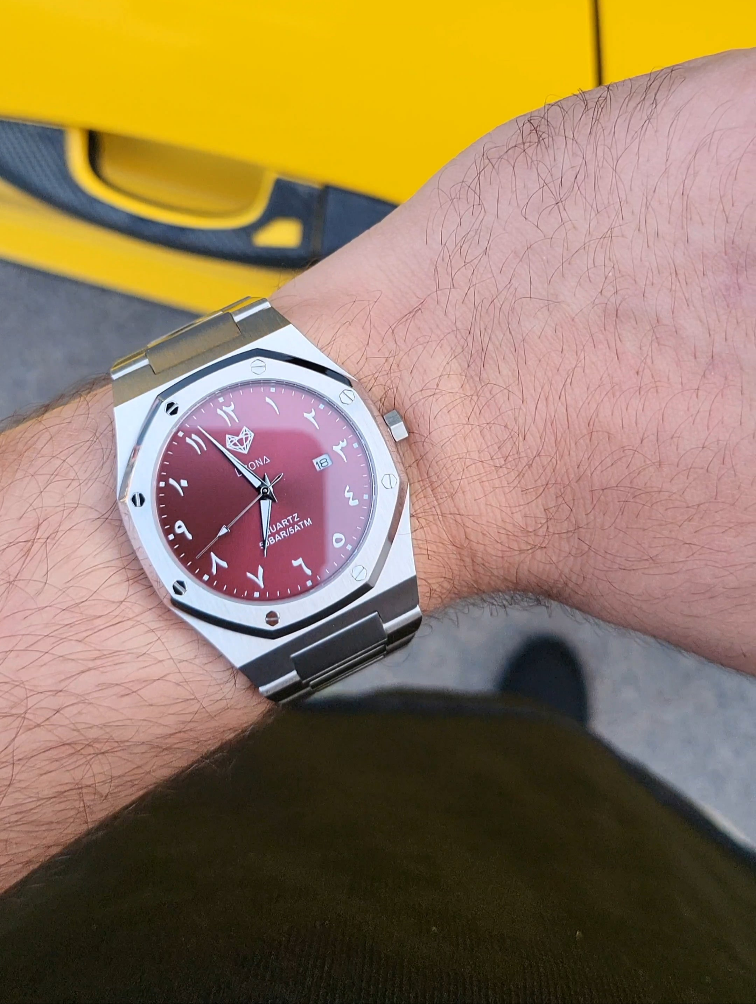 Royal Watch Red