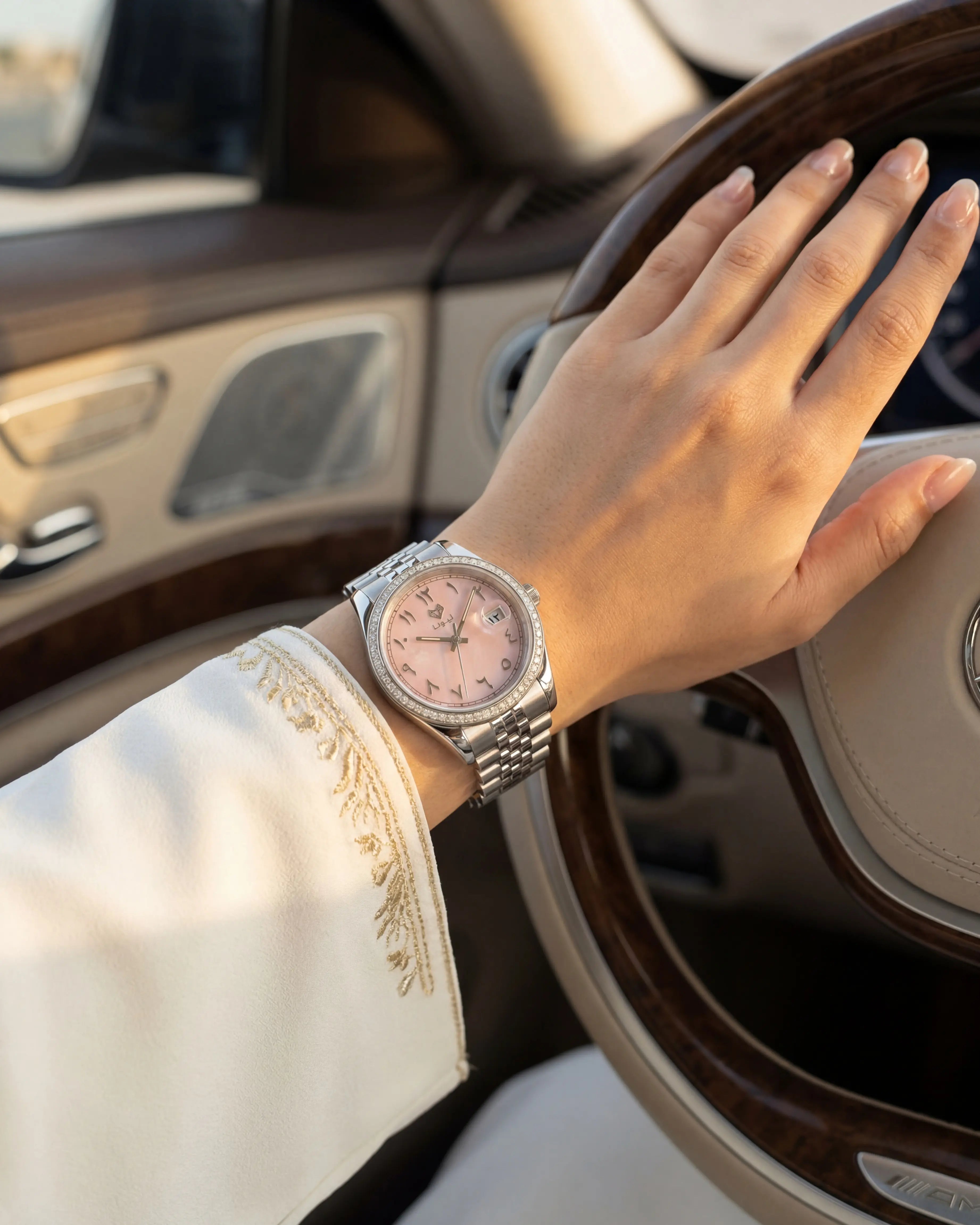 Perla Pink + Genuine Leather Strap