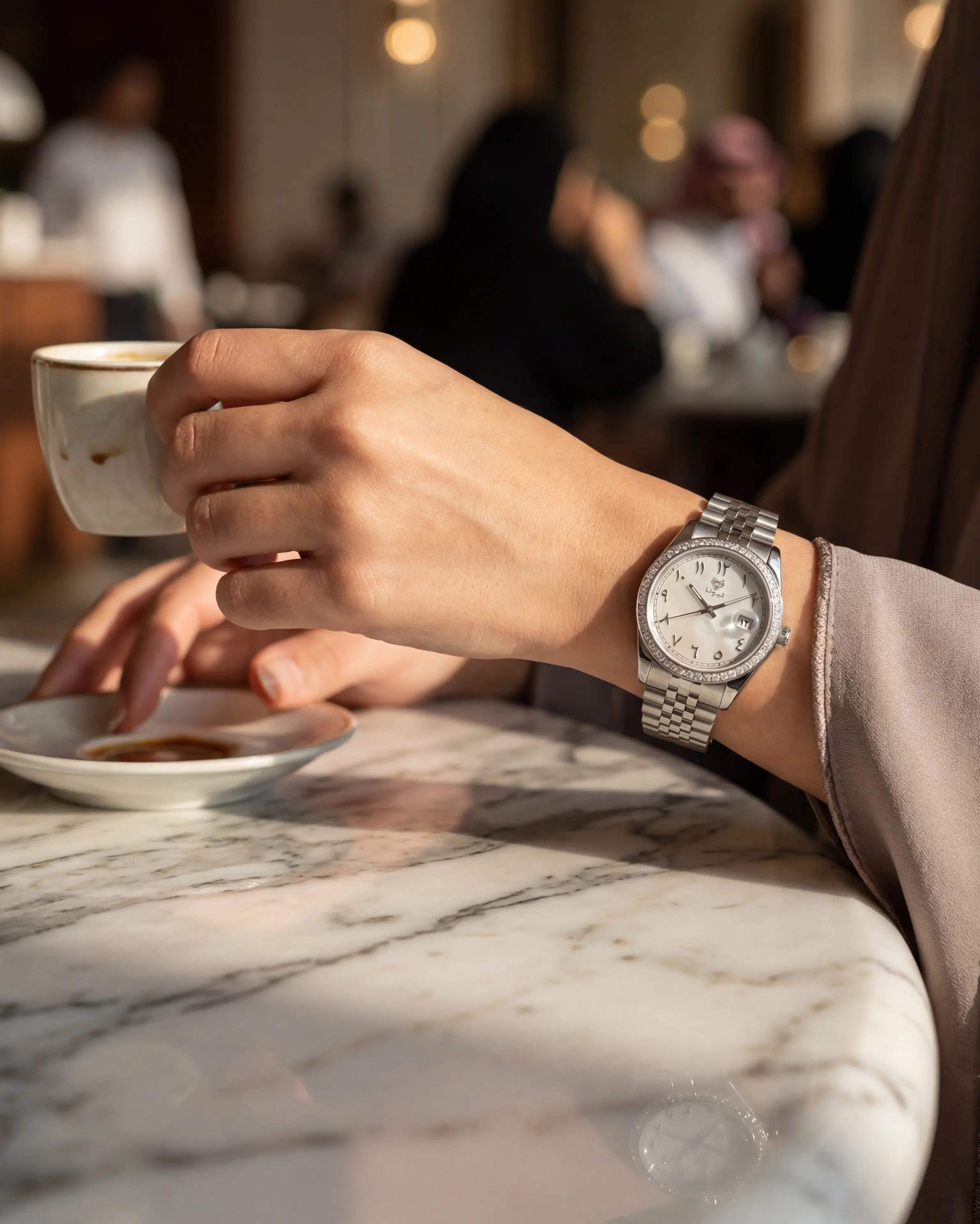 Perla White + Genuine Leather Strap