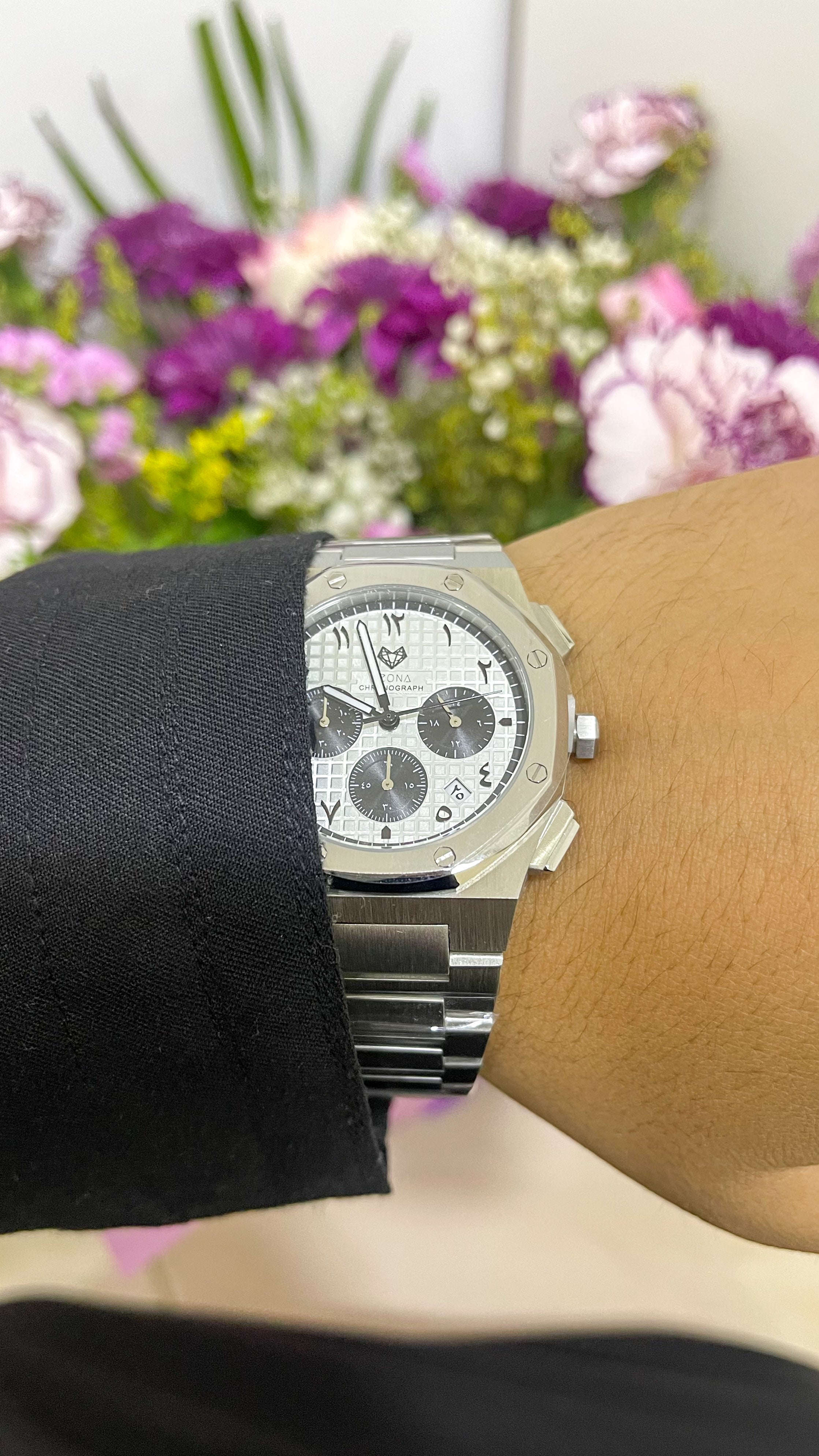 Royal Chronograph Men's Watch White (Panda) – 40mm Arabic Dial, Full Steel, Japanese Quartz ,Waterproof - Leona Jewelry