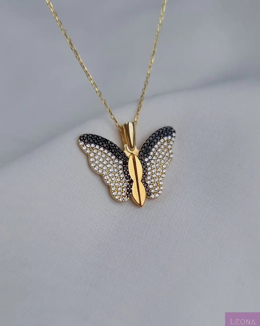 925 Silver Personalized Custom Butterfly Name Necklace - Leona Jewelry